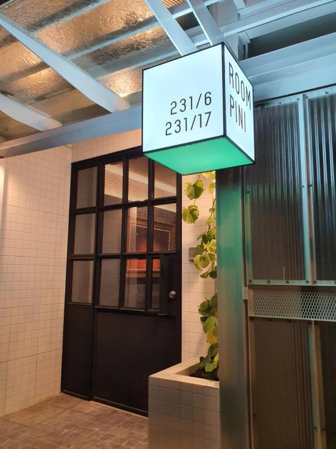 Roompini Bangkok Kültér fotó