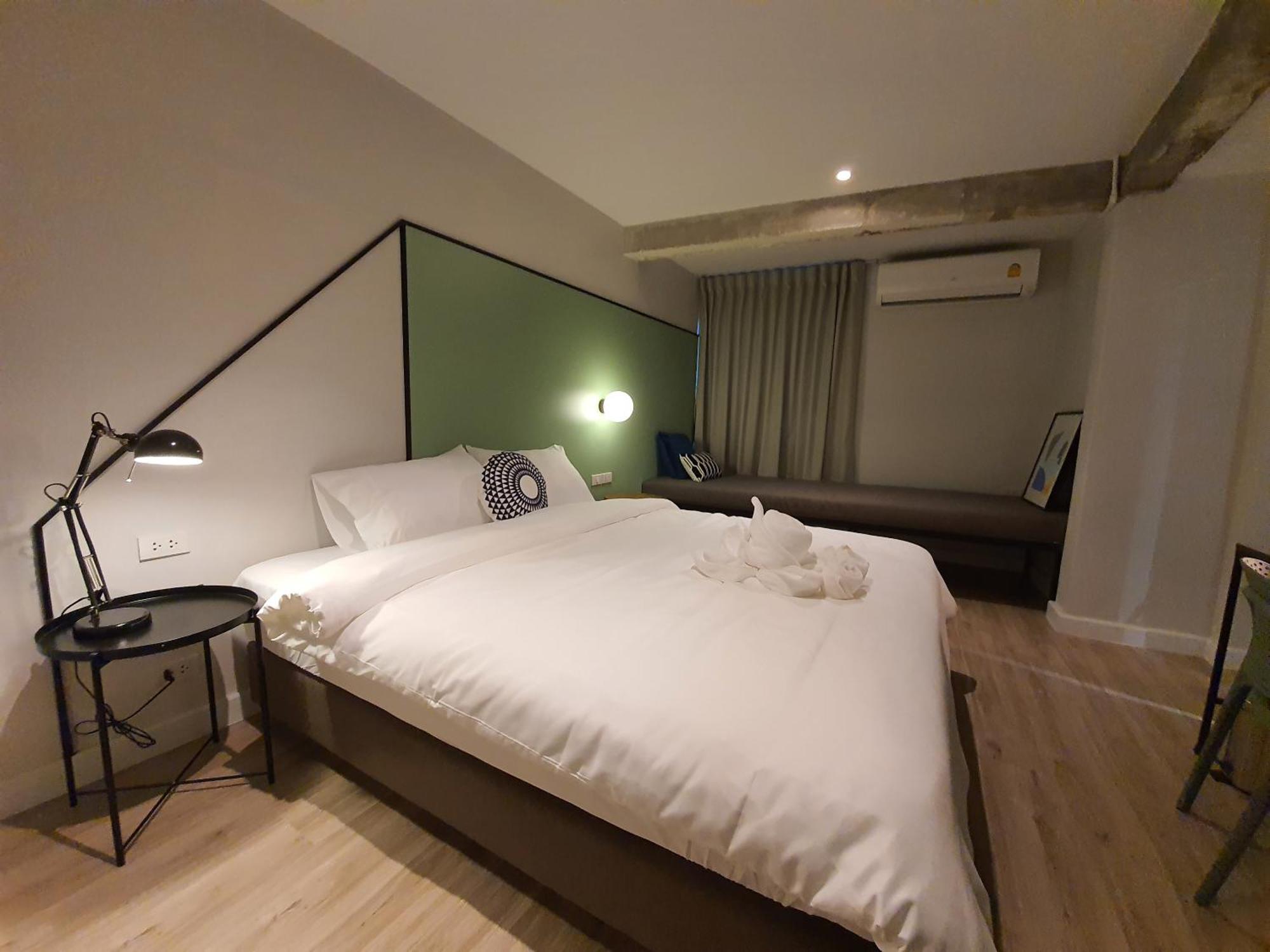 Roompini Bangkok Szoba fotó