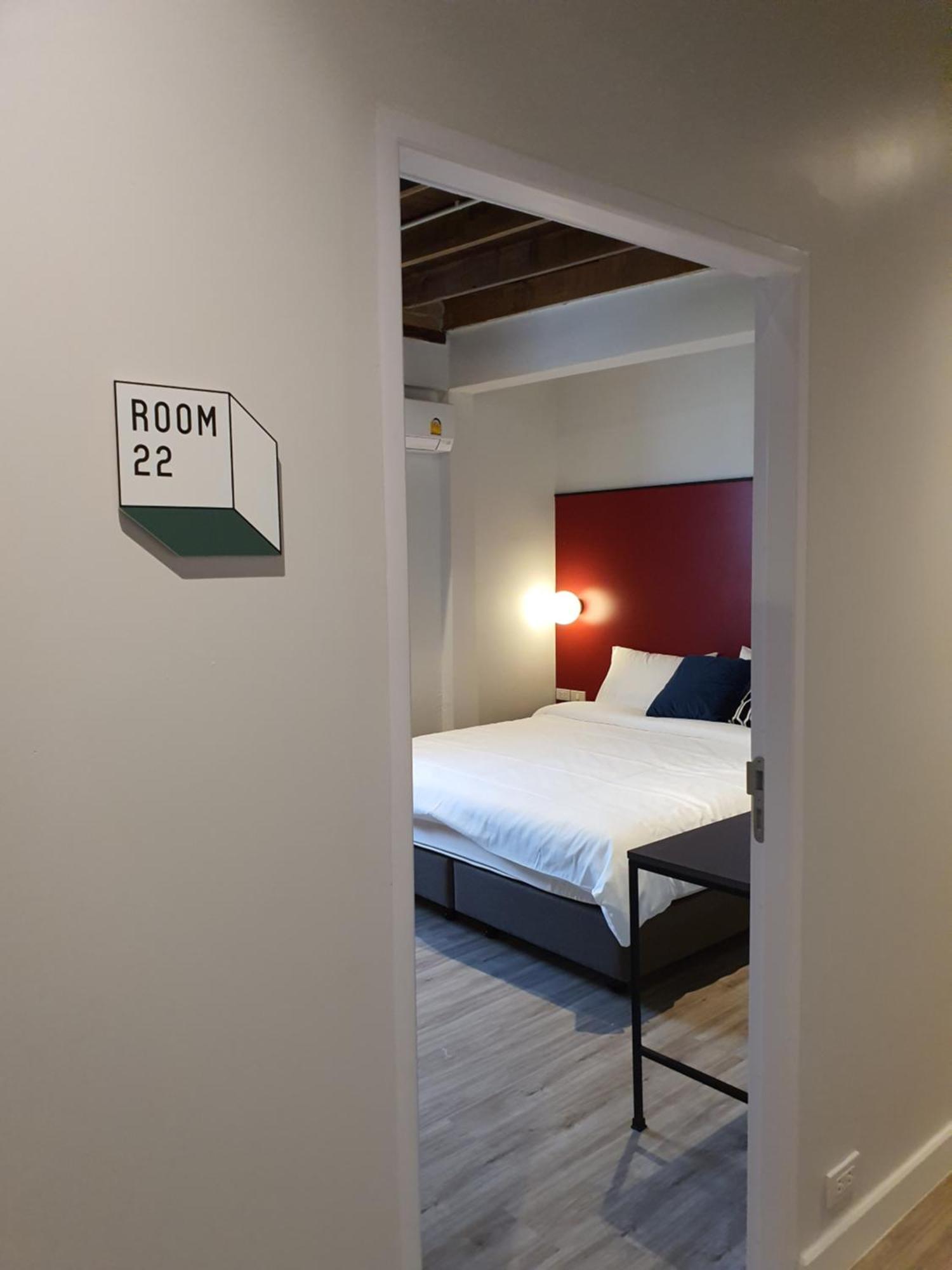 Roompini Bangkok Szoba fotó