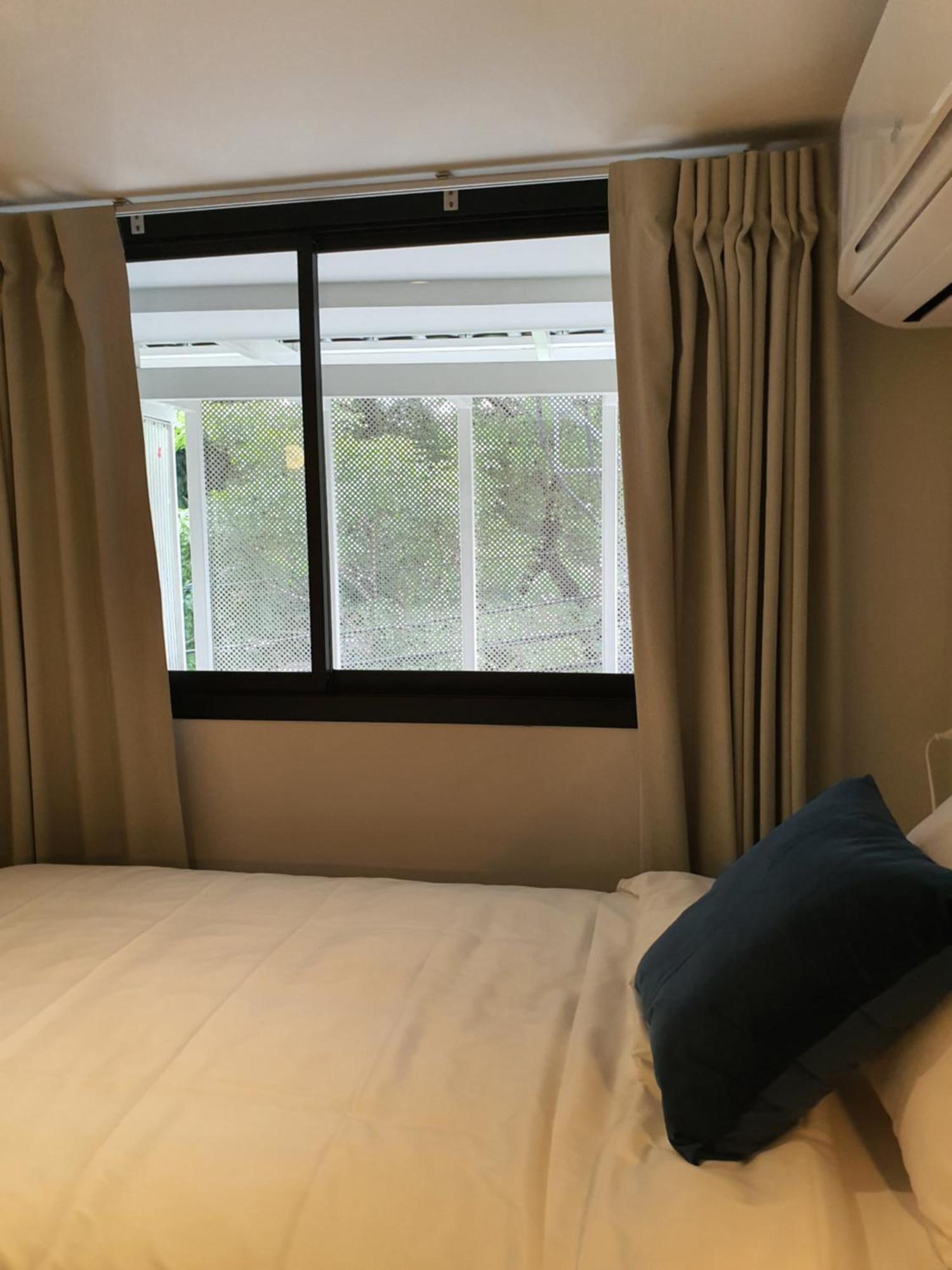 Roompini Bangkok Szoba fotó