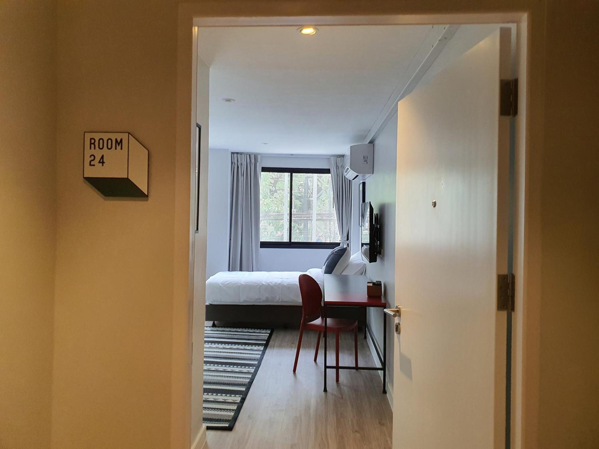 Roompini Bangkok Szoba fotó